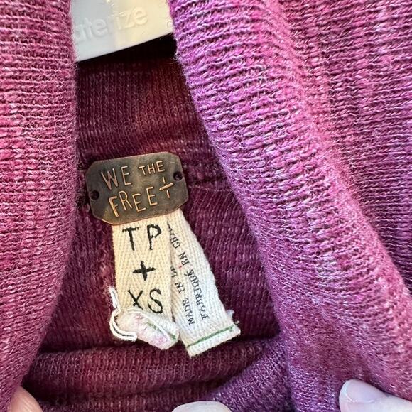 We the Free Split Back Turtleneck Long Raglan Sleeve High Low Hem Purple XS - Picture 9 of 10